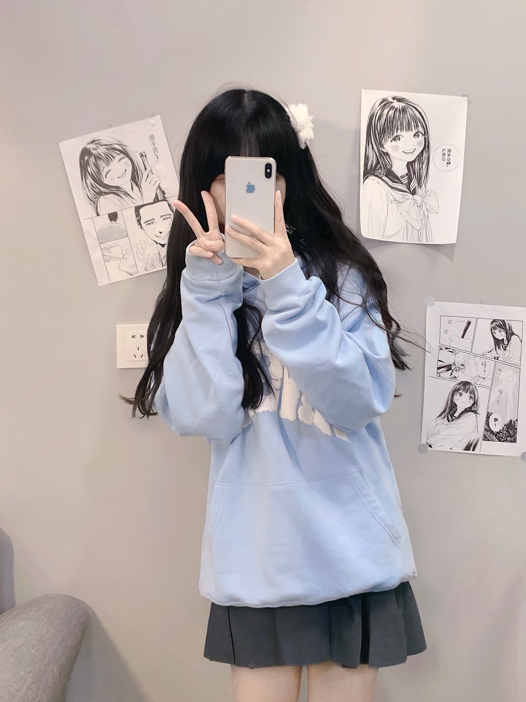 图片[2]-喜欢撸狗狗的白丝超白嫩的小萝莉-小狐狸资源网-